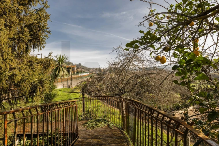 Moradia T3 para Venda em Arentim e Cunha Foto 2