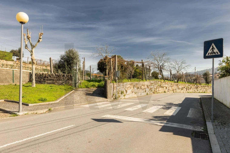 Moradia T3 para Venda em Arentim e Cunha Foto 13