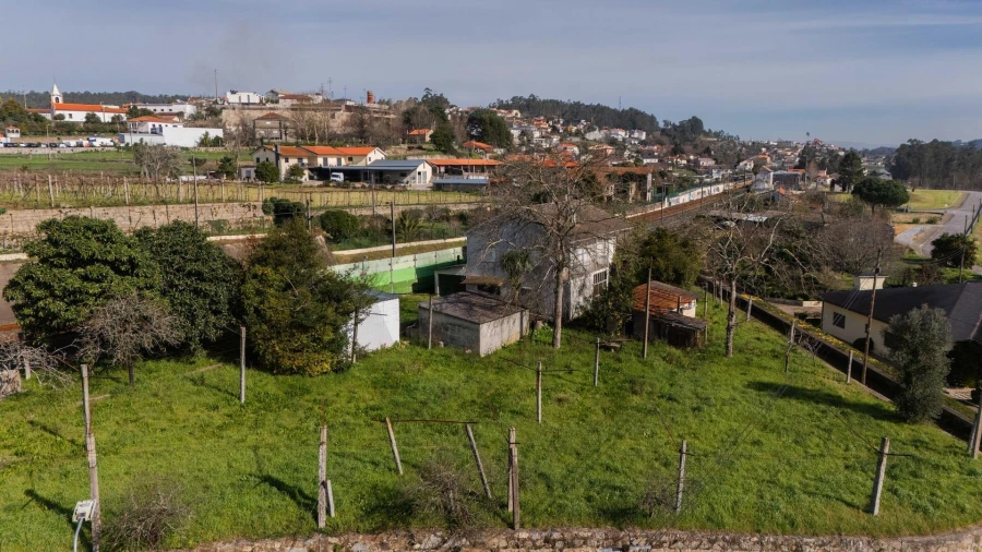 Moradia T3 para Venda em Arentim e Cunha Foto 14