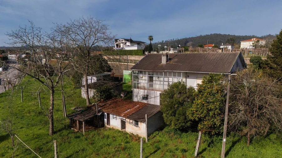 Moradia T3 para Venda em Arentim e Cunha Foto 16