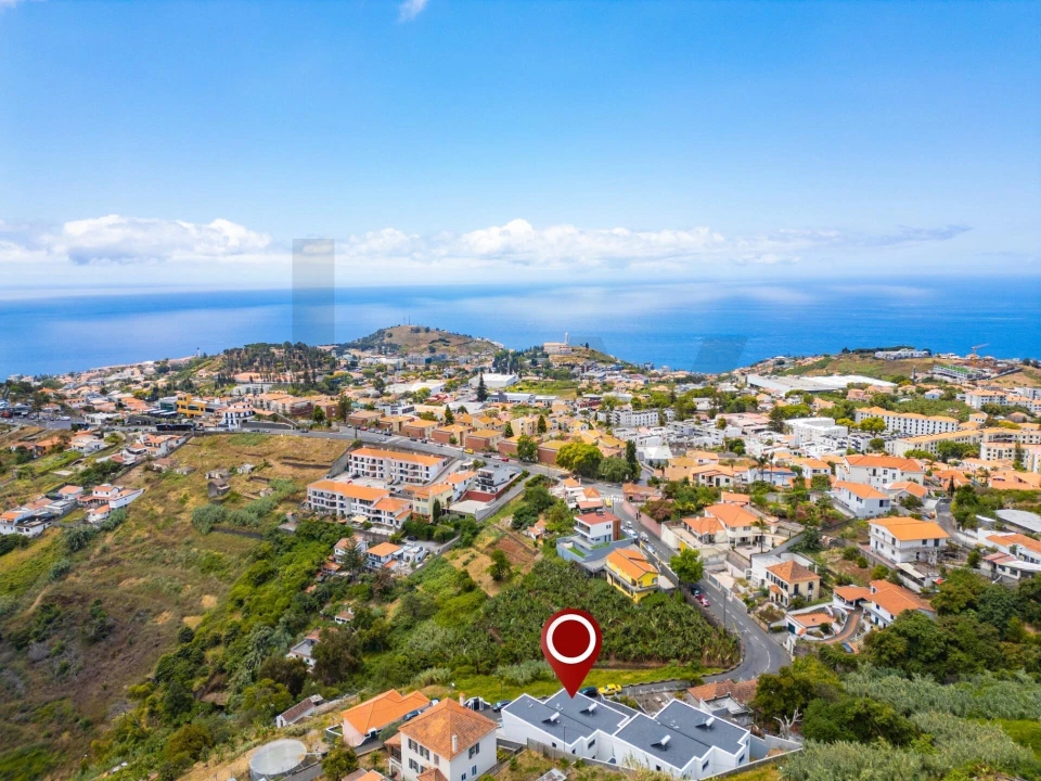 Moradia T3 para Venda em Santo Antonio Foto 40