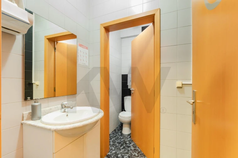 Escritório para Venda em Oeiras e São Julião da Barra, Paço de Arcos e Caxias Foto 20