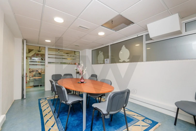 Escritório para Venda em Oeiras e São Julião da Barra, Paço de Arcos e Caxias Foto 6