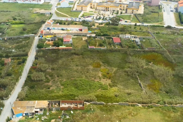 Terreno para Venda em Peniche Foto 4