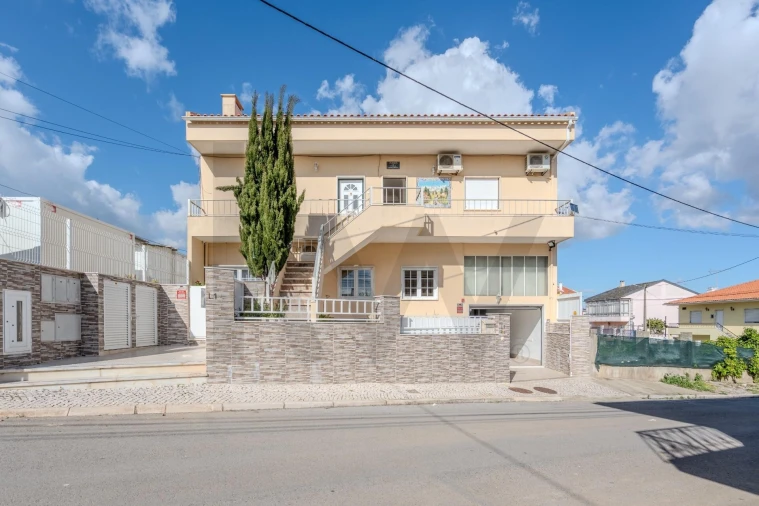 Moradia T7 para Venda em Santa Iria de Azoia, São João da Talha e Bobadela Foto 21