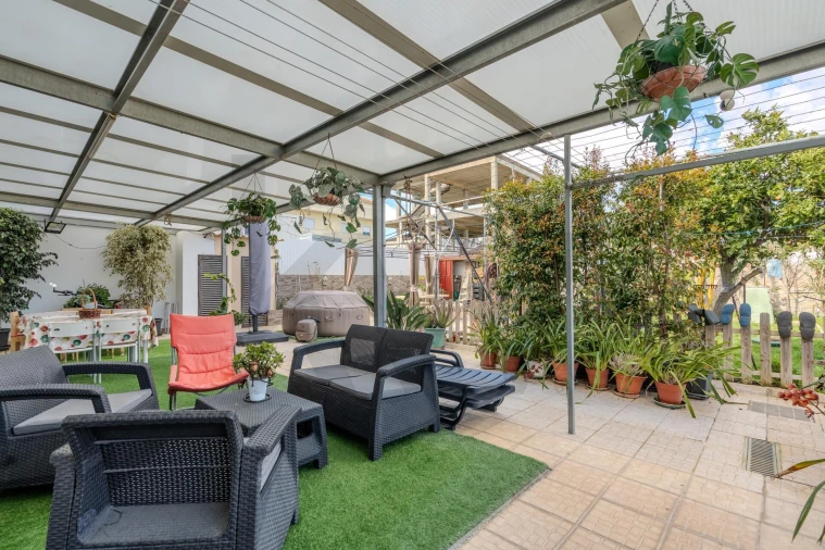 Moradia T7 para Venda em Santa Iria de Azoia, São João da Talha e Bobadela Foto 1