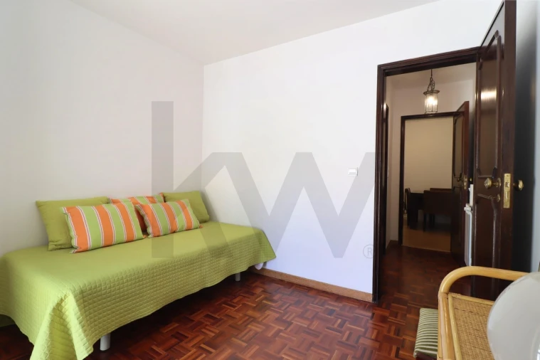 Apartamento T2 para Arrendamento em Carcavelos e Parede Foto 23
