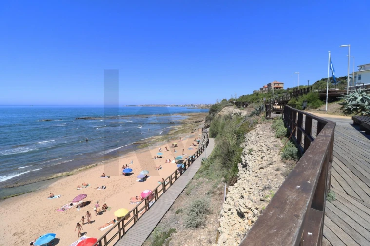 Apartamento T2 para Arrendamento em Carcavelos e Parede Foto 39