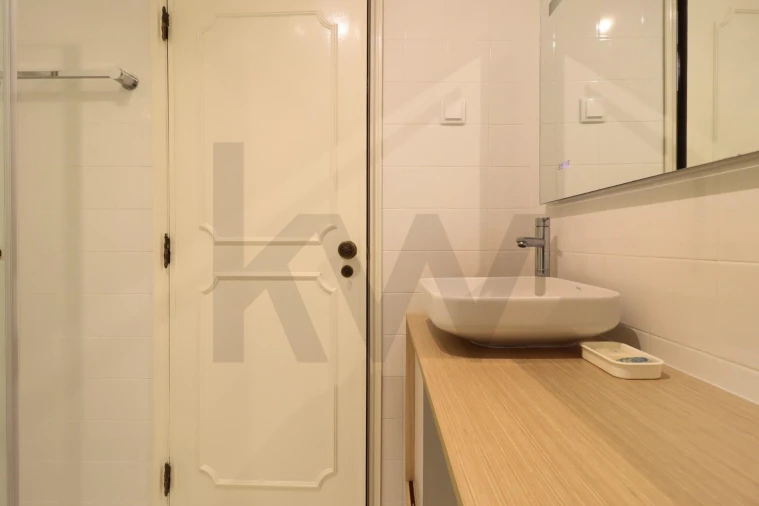 Apartamento T2 para Arrendamento em Carcavelos e Parede Foto 16