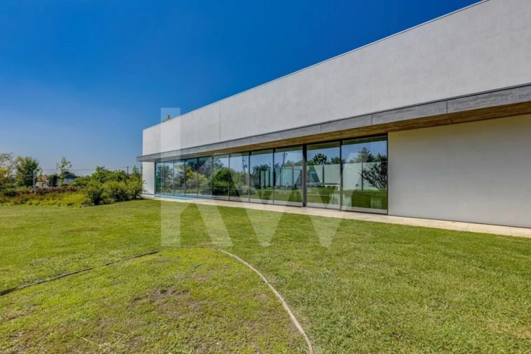 Quinta T2 para Venda em Moreira Foto 11