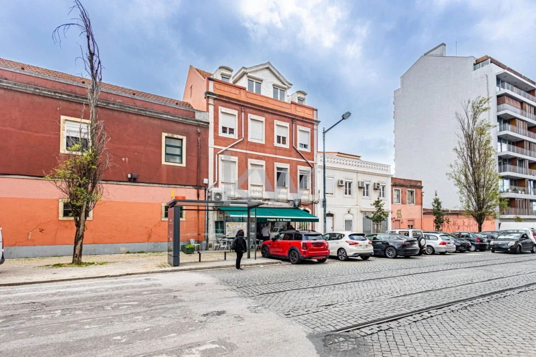 Prédio para Venda em Arroios Foto 3