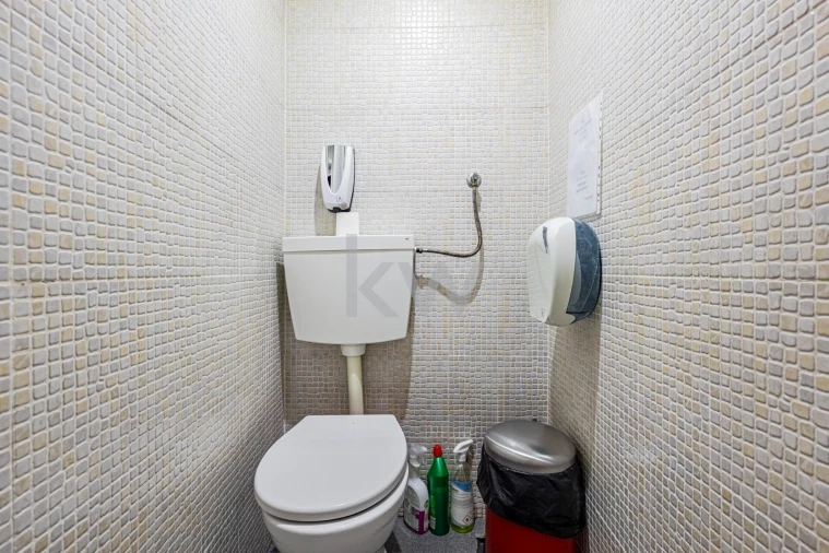 Prédio para Venda em Arroios Foto 17