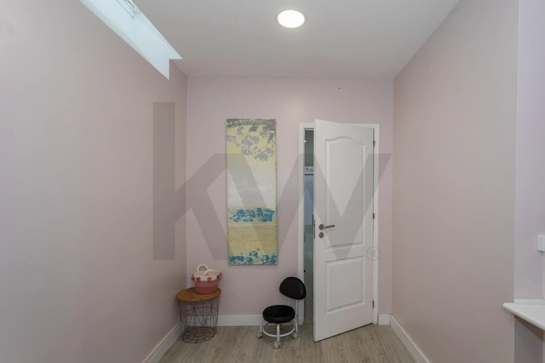 Loja para Venda em Algés, Linda-A-Velha e Cruz Quebrada-Dafundo Foto 15