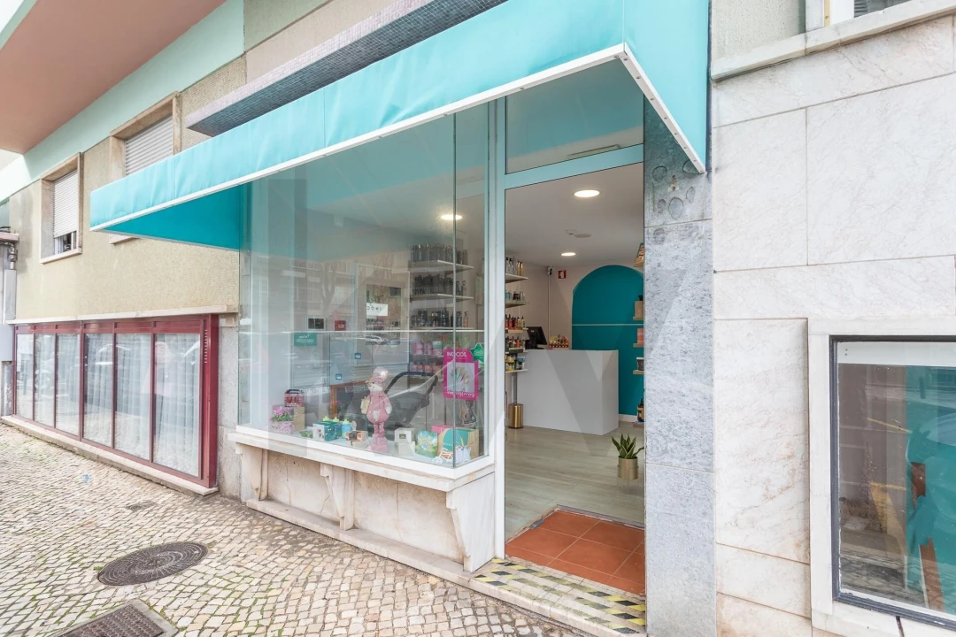 Loja para Venda em Algés, Linda-A-Velha e Cruz Quebrada-Dafundo Foto 20