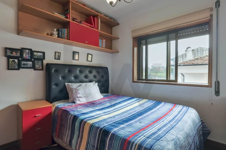 Moradia T3 para Venda em Oliveira do Douro Foto 12