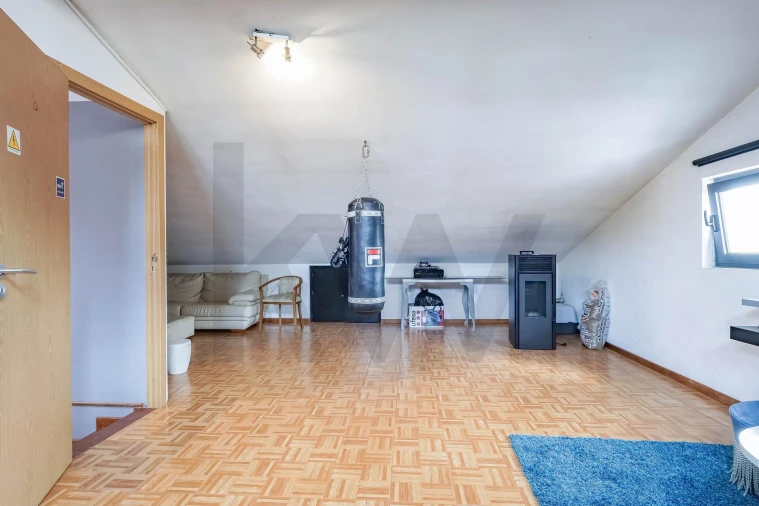 Moradia T3 para Venda em Oliveira do Douro Foto 17