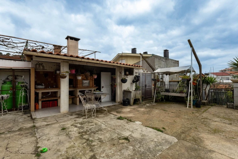 Moradia T3 para Venda em Oliveira do Douro Foto 25