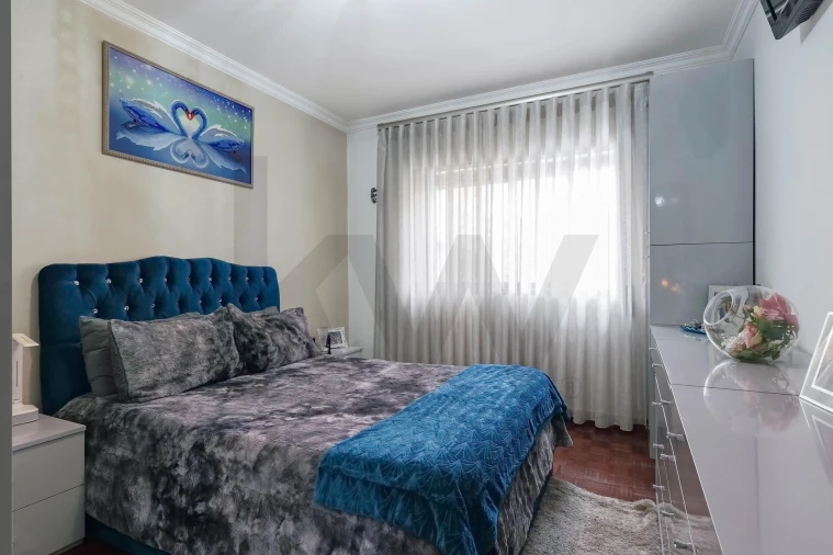 Moradia T3 para Venda em Oliveira do Douro Foto 11