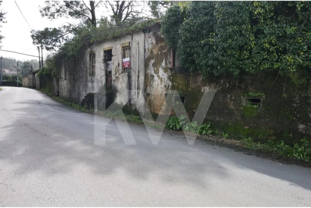 Terreno para Venda em Lourosa Foto 1