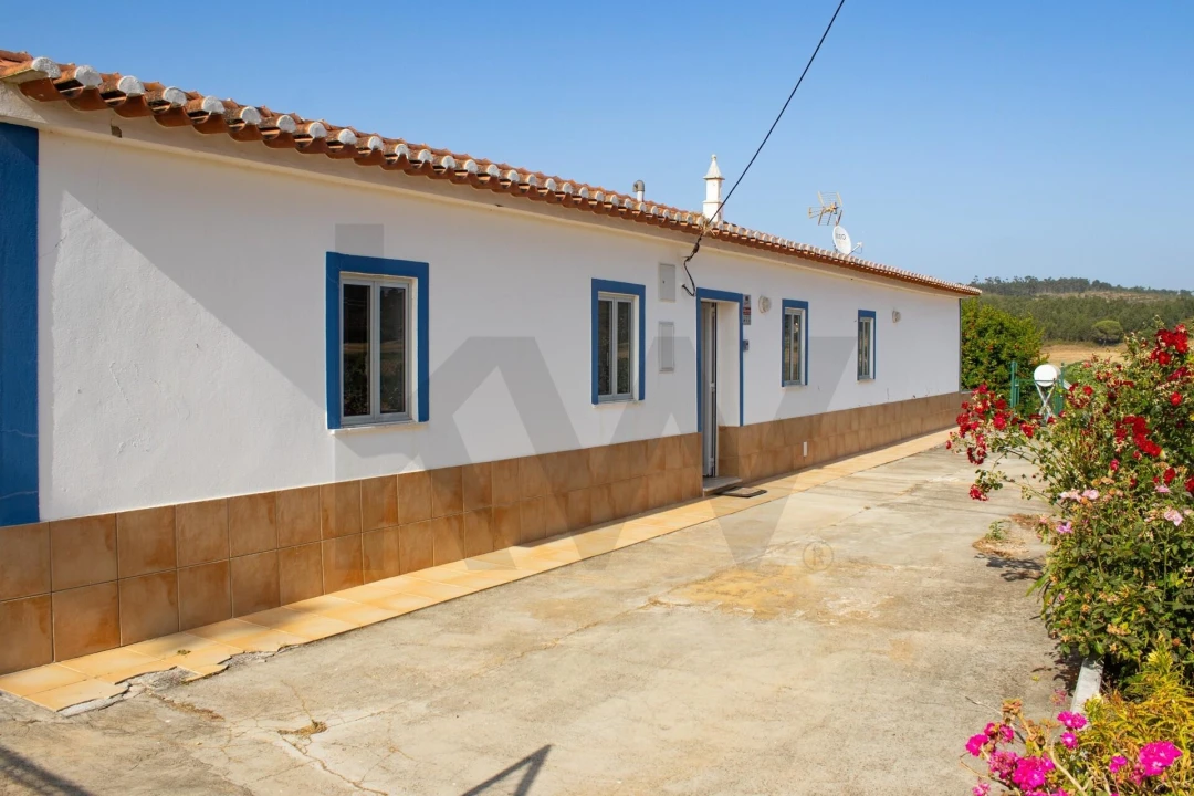 Moradia T4 para Venda em Aljezur Foto 2