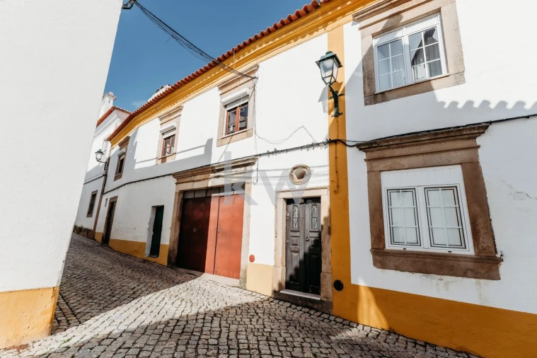 Prédio para Venda em Alter do Chão Foto 1