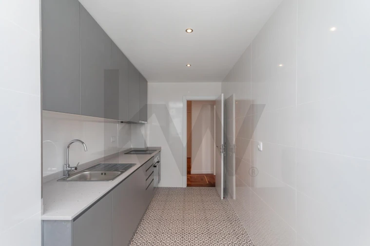 Apartamento T2 para Arrendamento em Falagueira-Venda Nova Foto 10