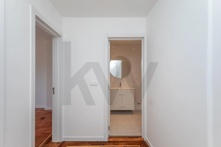 Apartamento T2 para Arrendamento em Falagueira-Venda Nova Foto 5