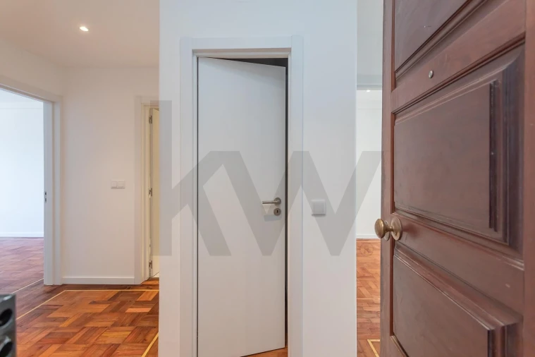 Apartamento T2 para Arrendamento em Falagueira-Venda Nova Foto 2
