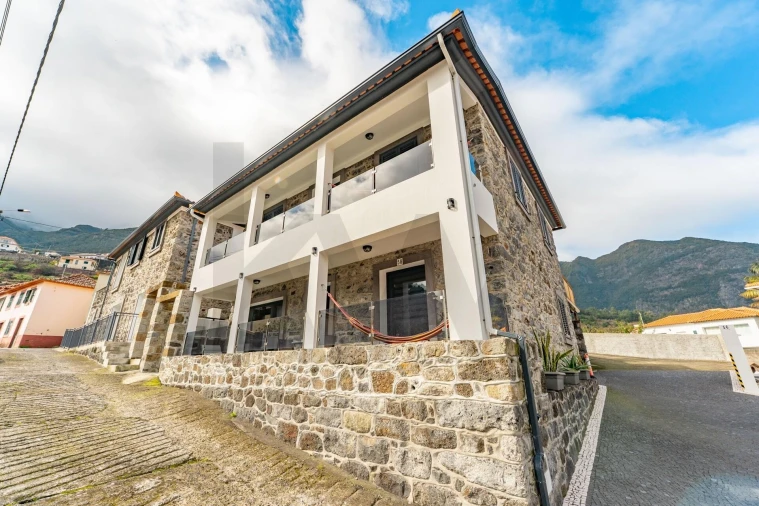 Moradia T3 para Venda em São Vicente Foto 13