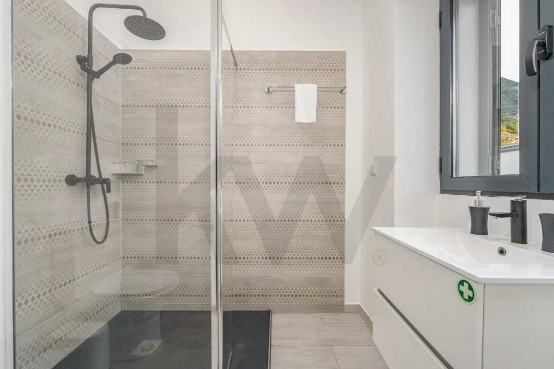 Moradia T3 para Venda em São Vicente Foto 32