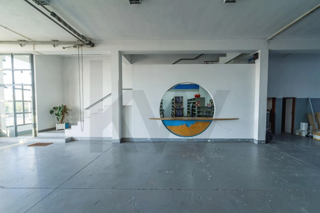 Armazém para Arrendamento em Matosinhos e Leça da Palmeira Foto 14