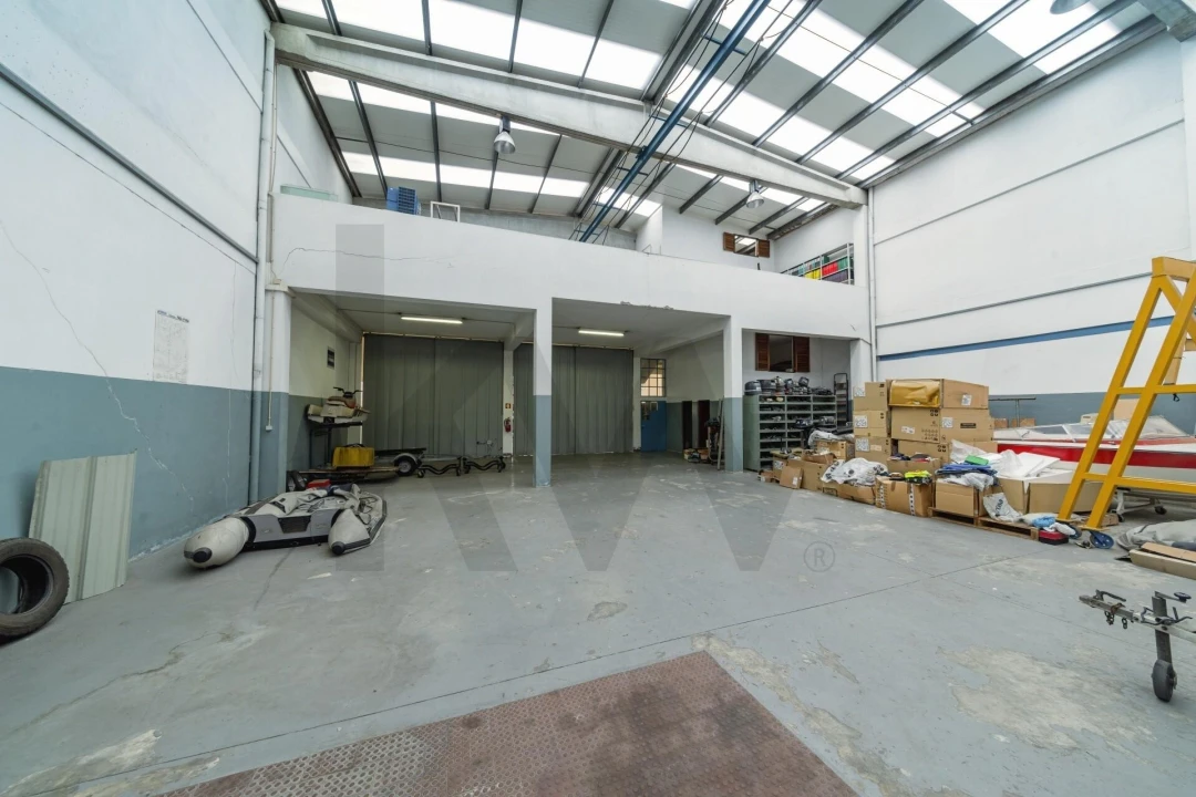 Armazém para Arrendamento em Matosinhos e Leça da Palmeira Foto 15