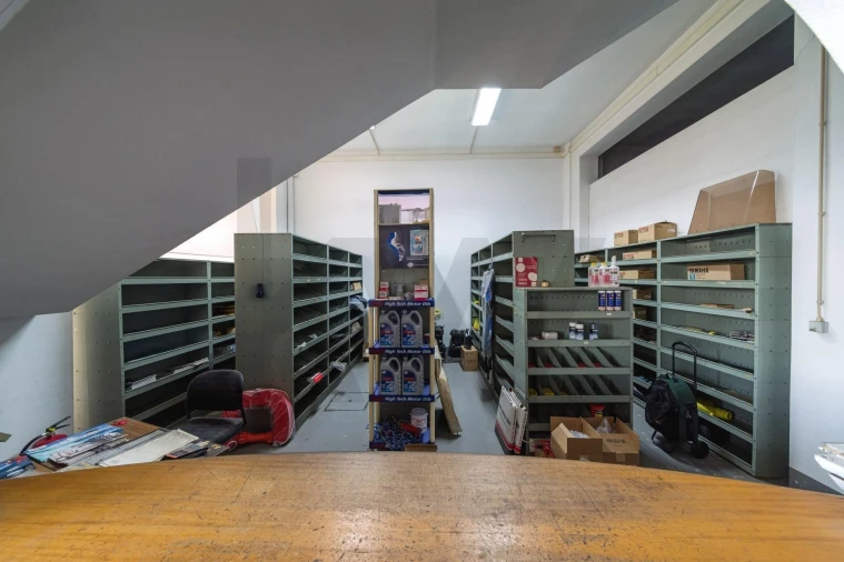 Armazém para Arrendamento em Matosinhos e Leça da Palmeira Foto 12