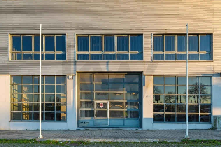 Armazém para Arrendamento em Matosinhos e Leça da Palmeira Foto 2