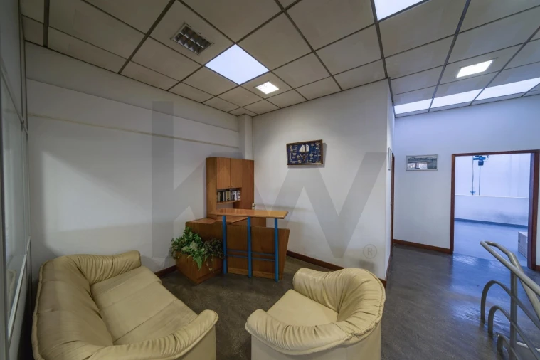 Armazém para Arrendamento em Matosinhos e Leça da Palmeira Foto 5