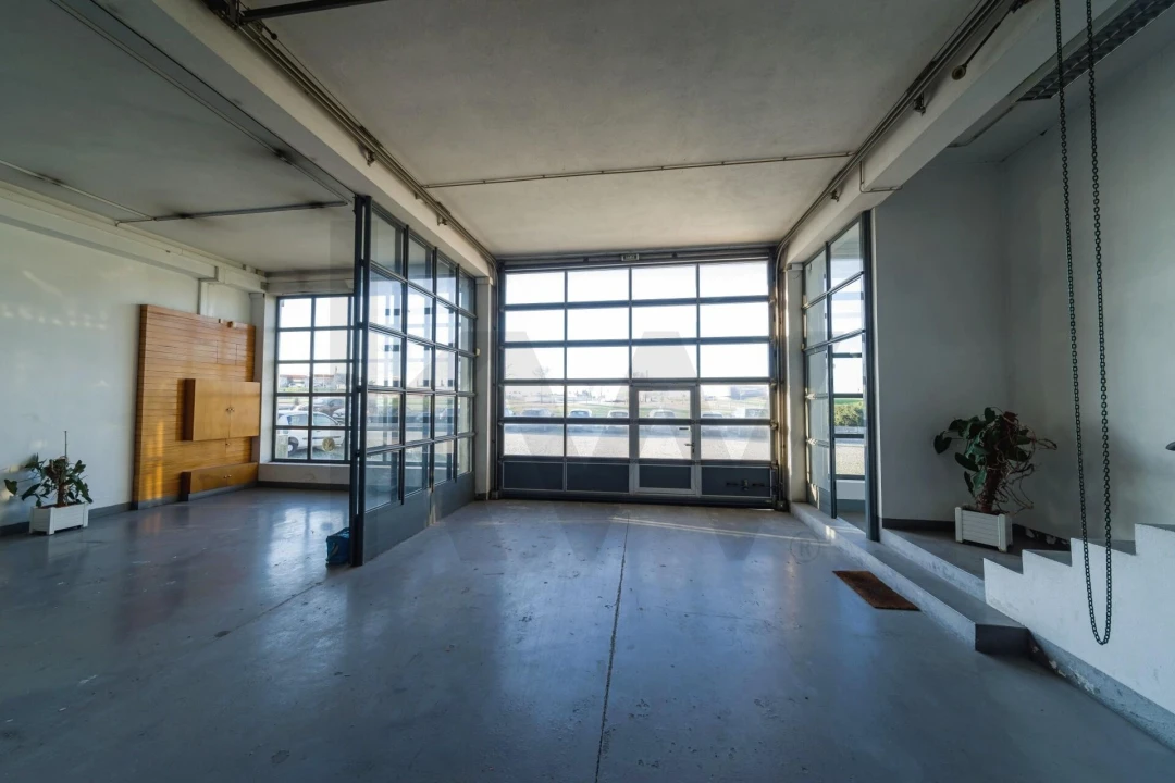 Armazém para Arrendamento em Matosinhos e Leça da Palmeira Foto 23