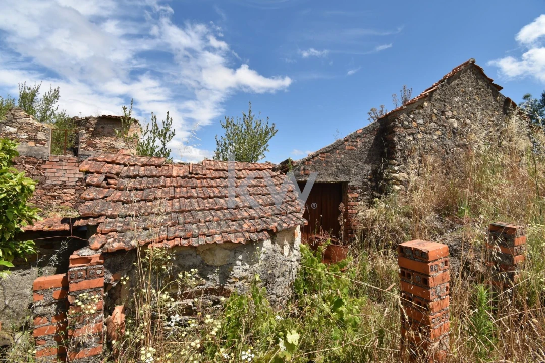 Moradia T3 para Venda em Pombeiro da Beira Foto 5