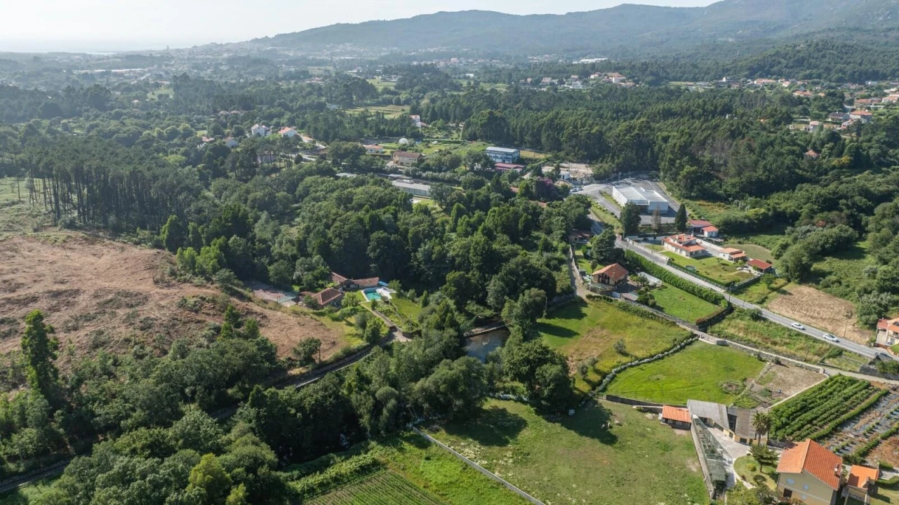 Quinta T5 para Venda em Freixieiro de Soutelo Foto 15