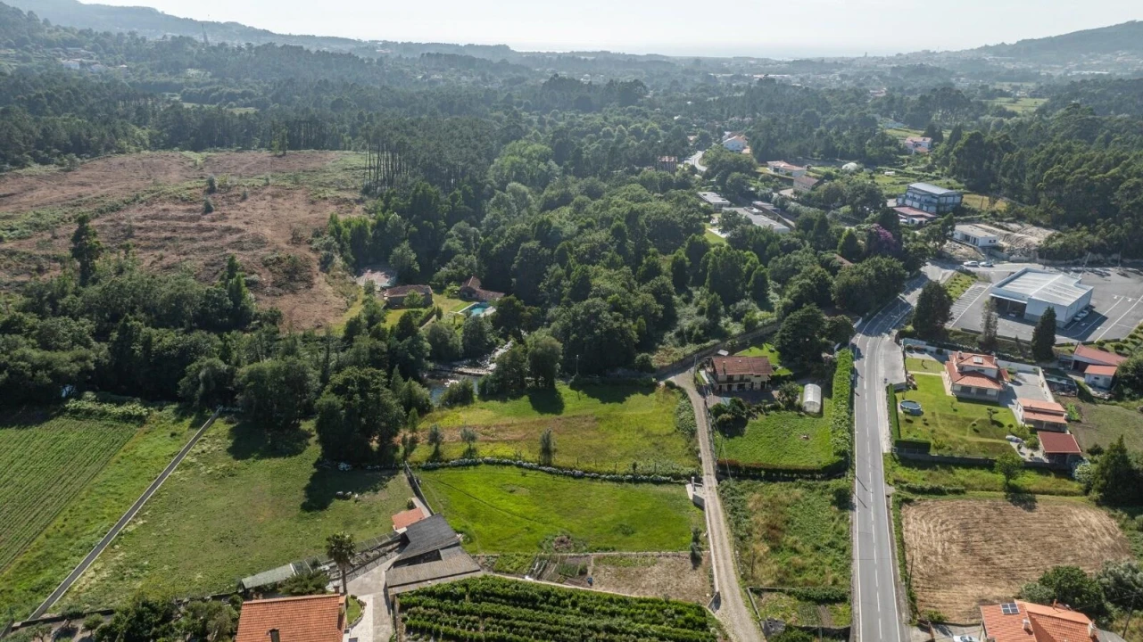 Quinta T5 para Venda em Freixieiro de Soutelo Foto 17