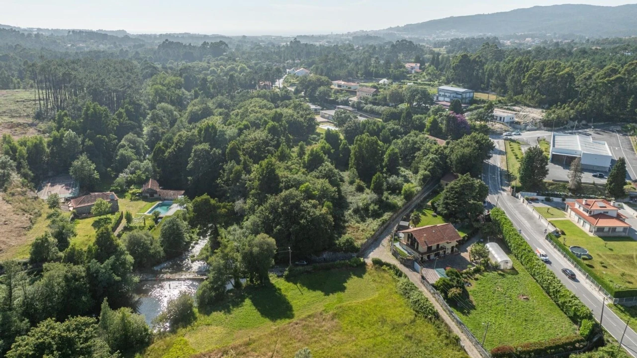 Quinta T5 para Venda em Freixieiro de Soutelo Foto 29