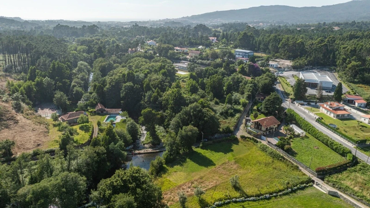 Quinta T5 para Venda em Freixieiro de Soutelo Foto 27