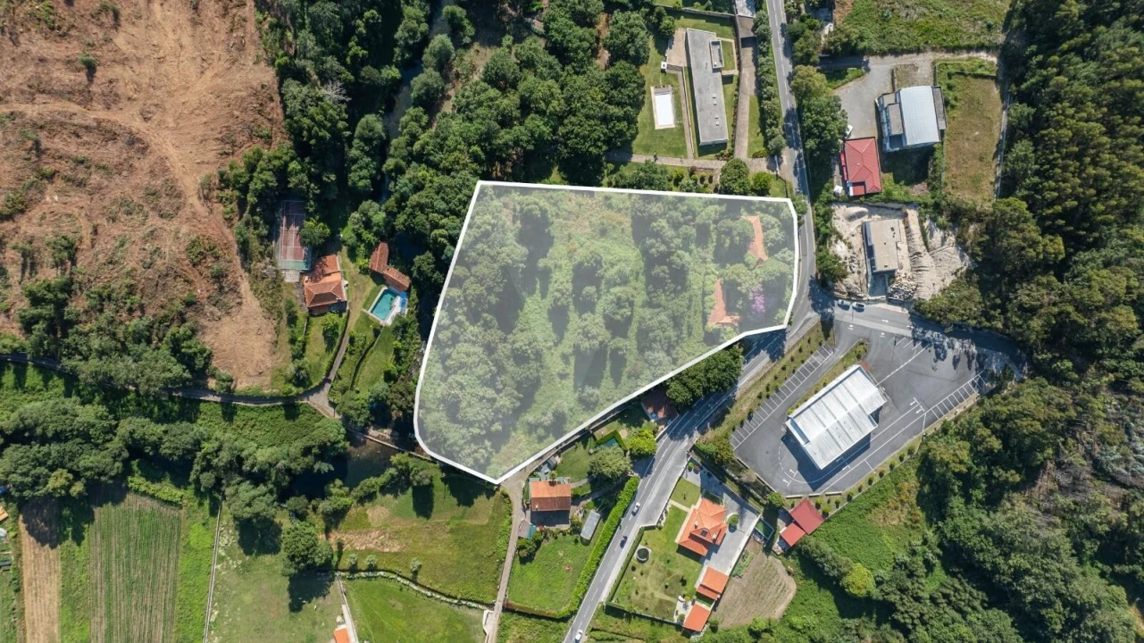 Quinta T5 para Venda em Freixieiro de Soutelo Foto 36