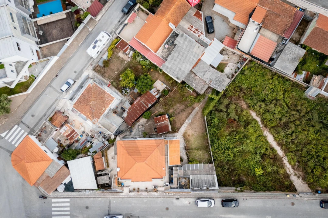 Moradia T5 para Venda em São João da Madeira Foto 2