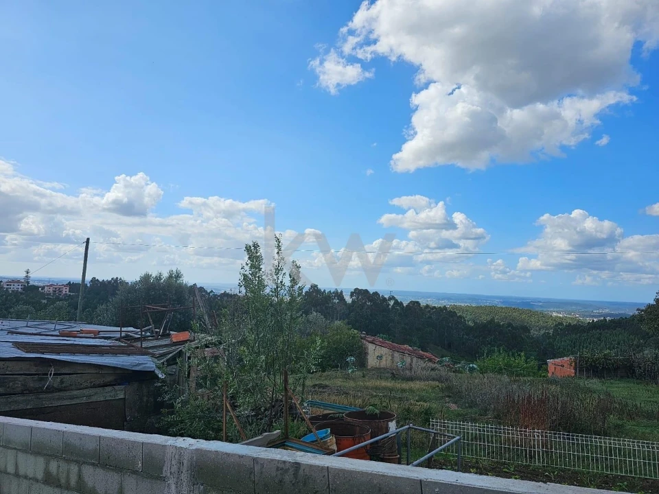 Terreno para Venda em Santo Antonio dos Olivais Foto 8