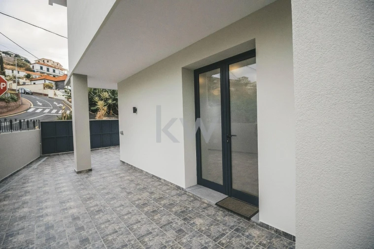 Moradia T3 para Venda em Camara de Lobos Foto 62