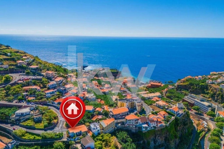 Moradia T3 para Venda em Camara de Lobos Foto 10