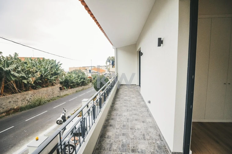 Moradia T3 para Venda em Camara de Lobos Foto 39