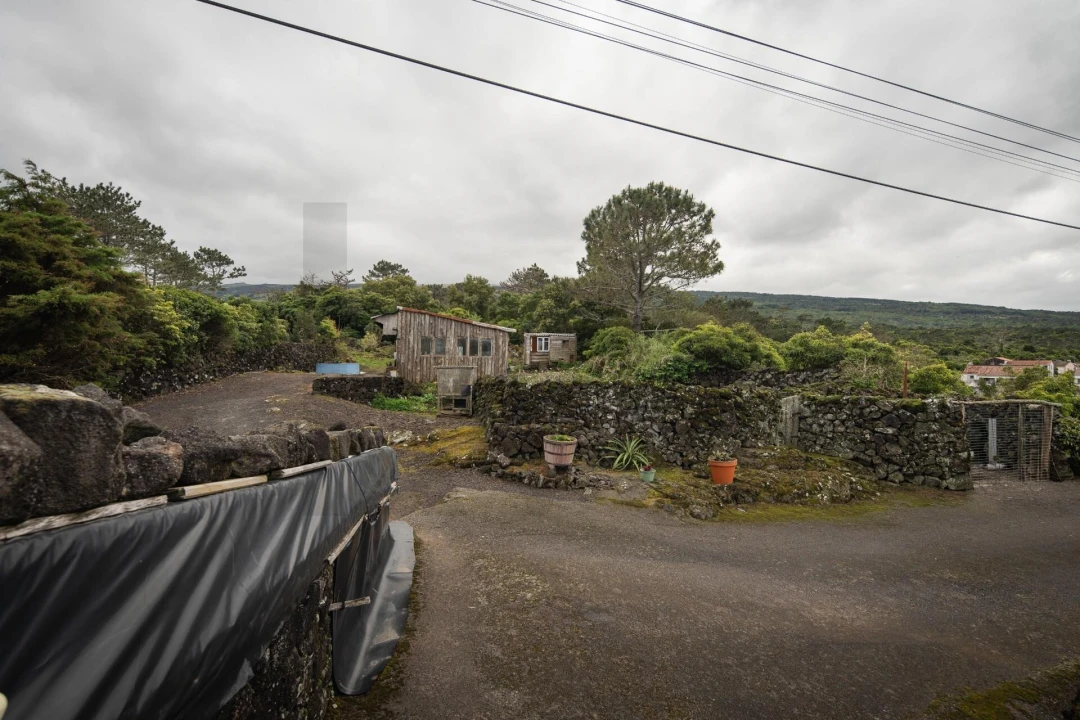 Moradia T4 para Venda em São Roque do Pico Foto 14