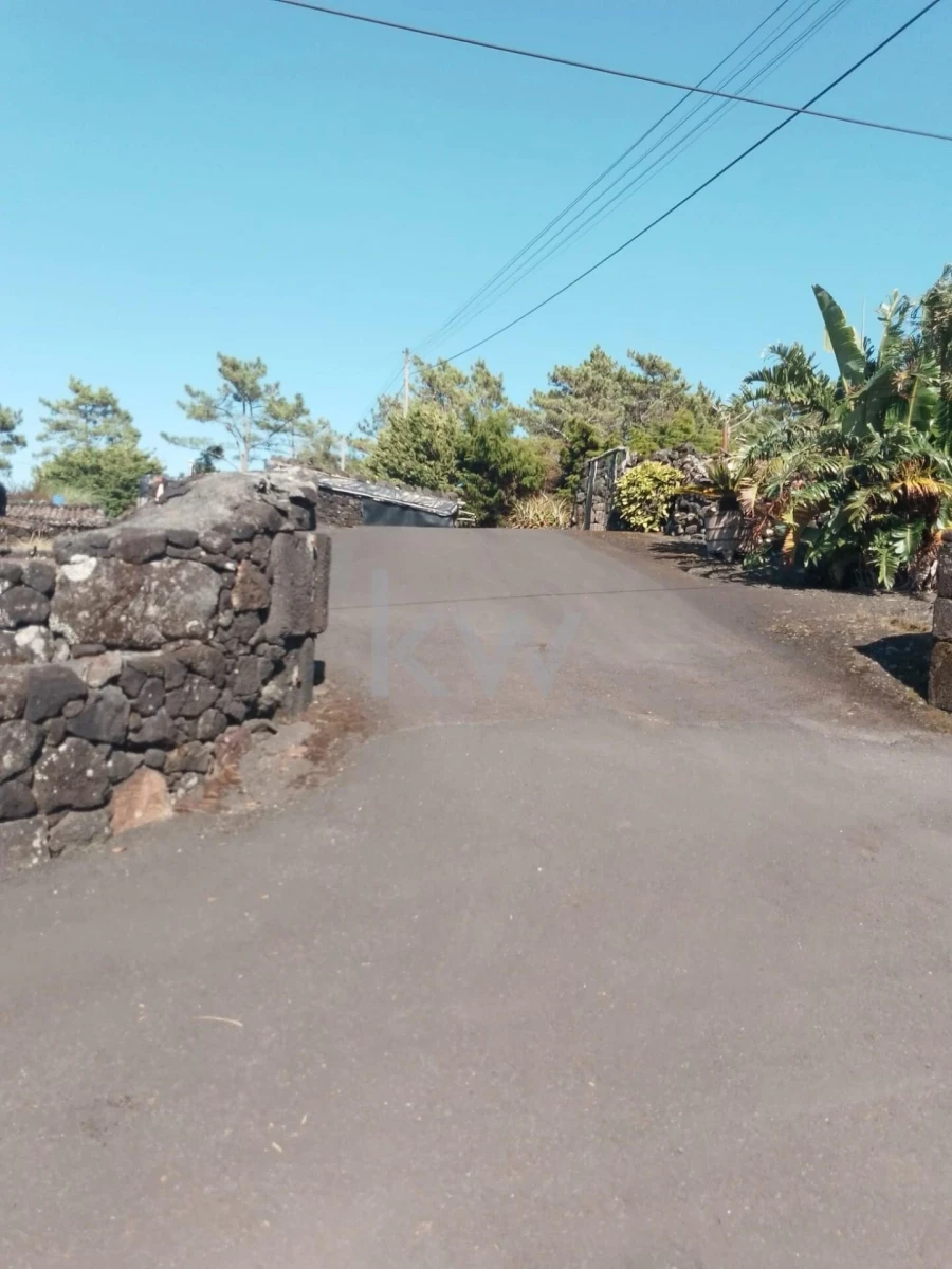 Moradia T4 para Venda em São Roque do Pico Foto 10