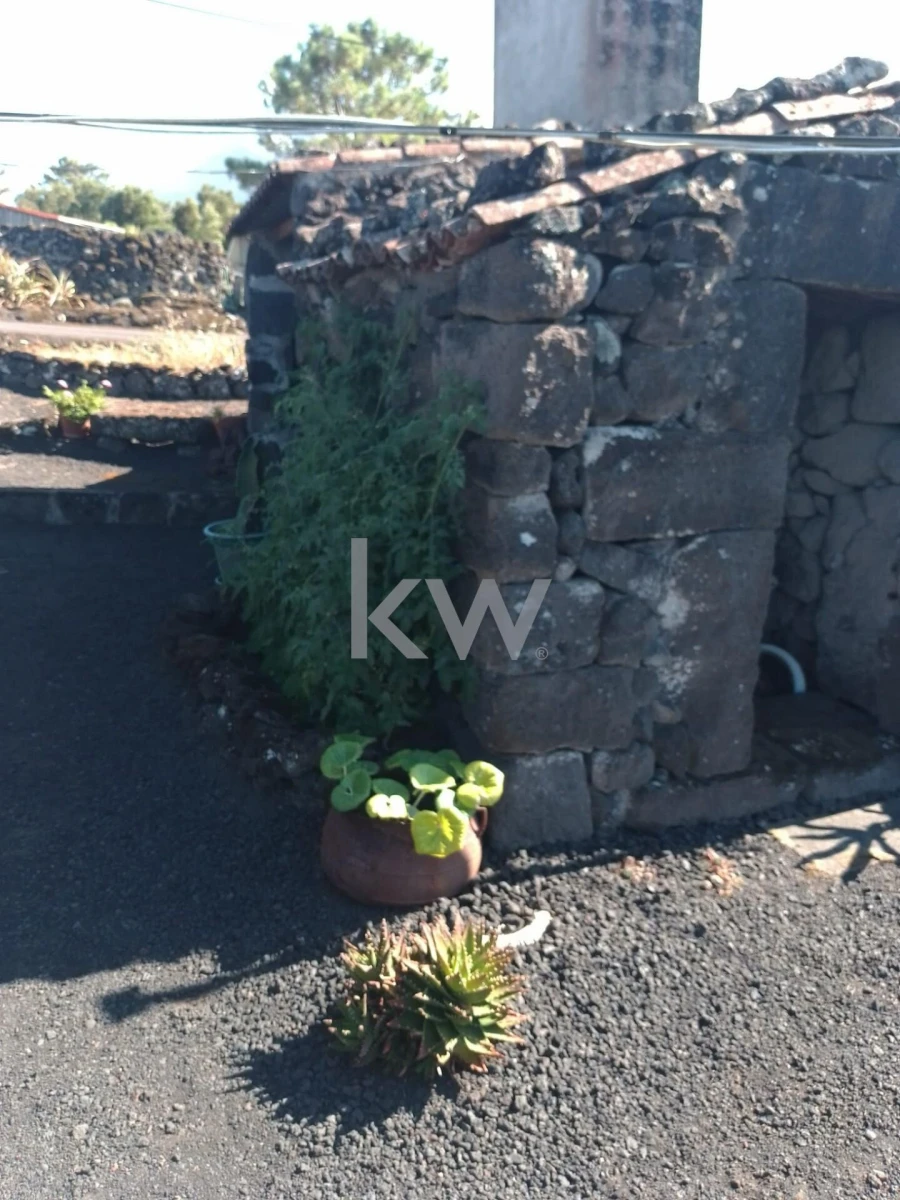 Moradia T4 para Venda em São Roque do Pico Foto 27